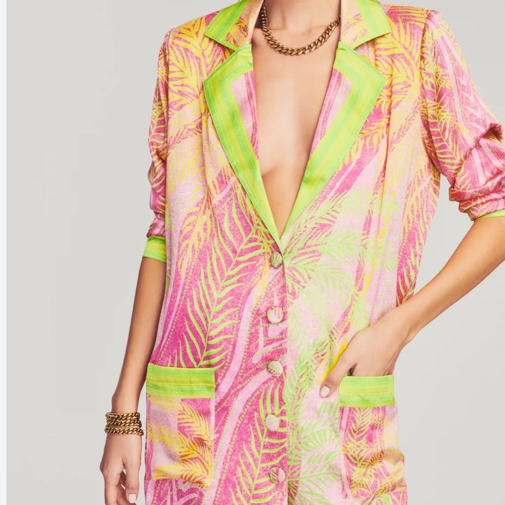 Brand new with tags – never worn. Retrofête ‘Blake’ Silk Blazer.